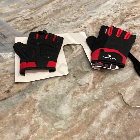 Atercel gloves - Picture 2 of 9